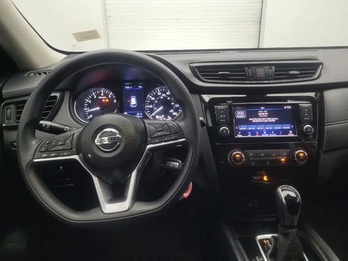 Used 2019 Nissan Rogue S FWD image 22
