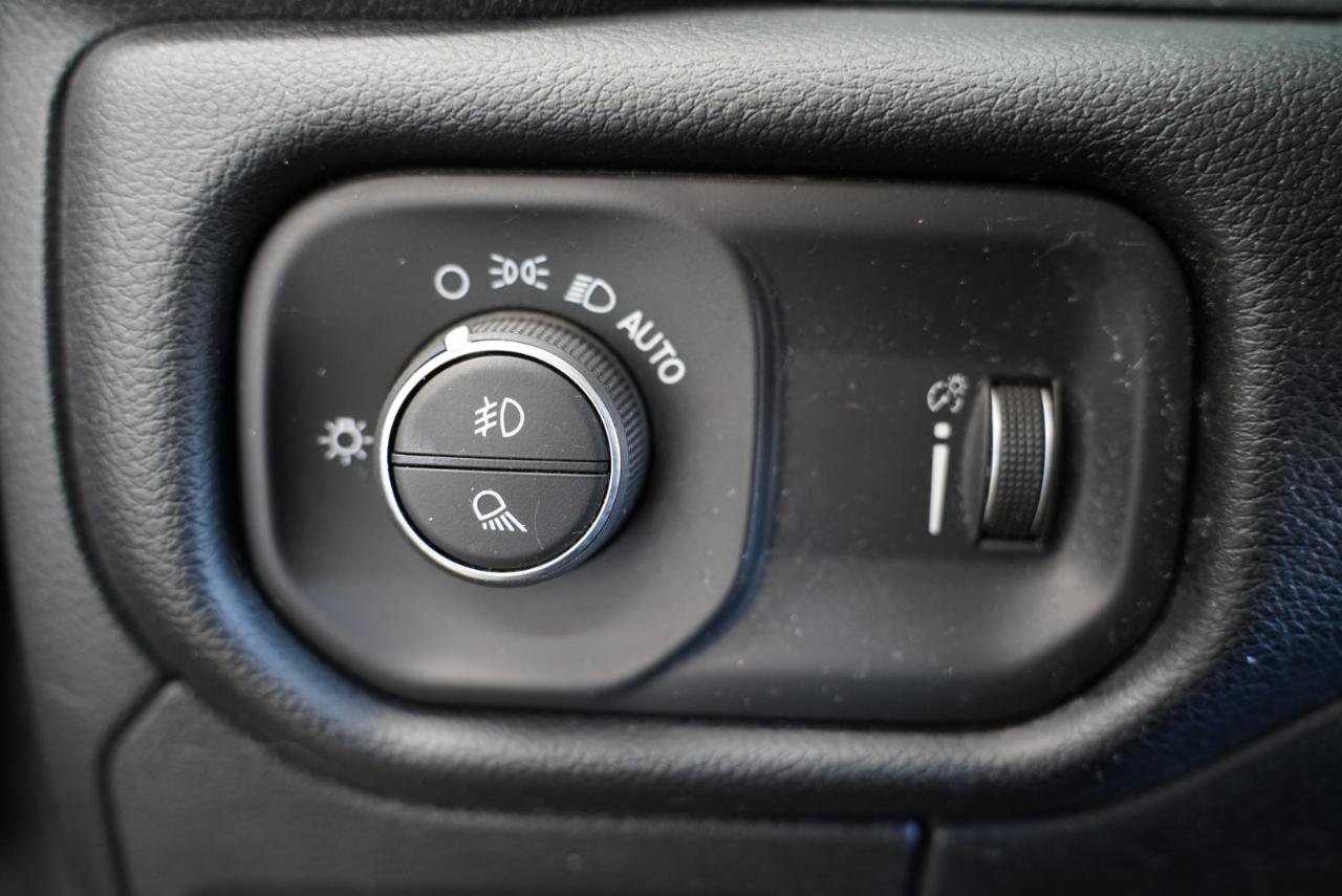 Used 2020 RAM 1500 Big Horn AWD/4WD image 24