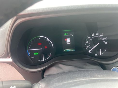 Used 2021 Toyota Sienna XLE image 28