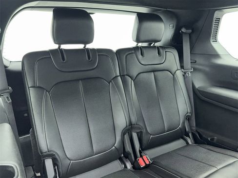 Used 2024 Jeep Grand Cherokee L Limited w/ Luxury Tech Group II image 62