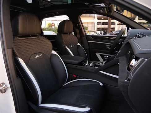New 2026 Bentley Bentayga Speed AWD/4WD image 22