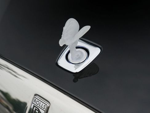 Used 2024 Rolls-Royce Spectre w/ Spectre Launch Package AWD/4WD image 9