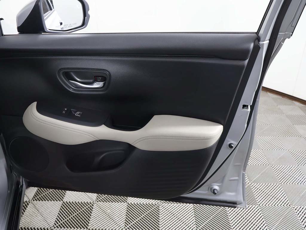 Certified 2025 Honda HR-V EX-L image 24