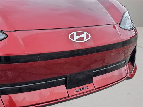 Used 2023 Hyundai Ioniq 6 SEL w/ Cargo Package image 9