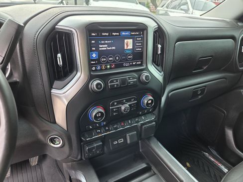 Used 2021 Chevrolet Silverado 1500 LTZ AWD/4WD image 20