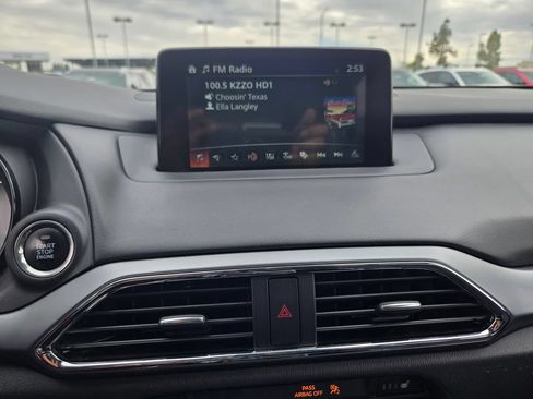 Used 2018 MAZDA CX-9 Touring w/ Touring Premium Package FWD image 21