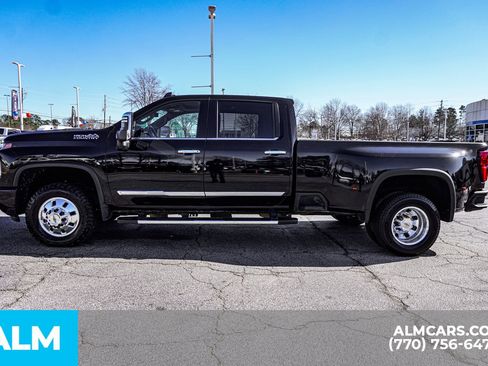 Used 2024 Chevrolet Silverado 3500 High Country image 10