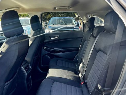 Certified 2022 Ford Edge SE image 27