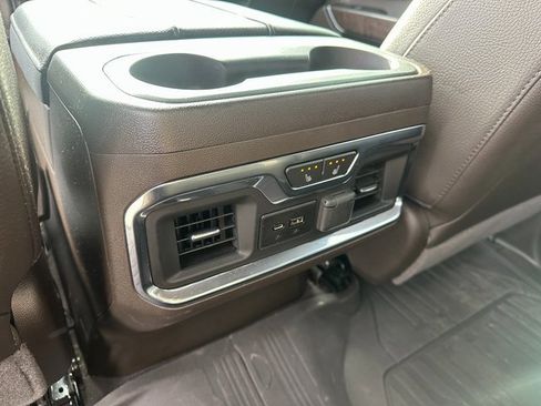 Used 2023 GMC Sierra 2500 Denali w/ Technology Package image 28