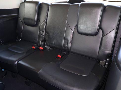Used 2019 INFINITI QX80 Luxe RWD image 21