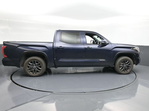 Used 2024 Toyota Tundra Platinum image 9
