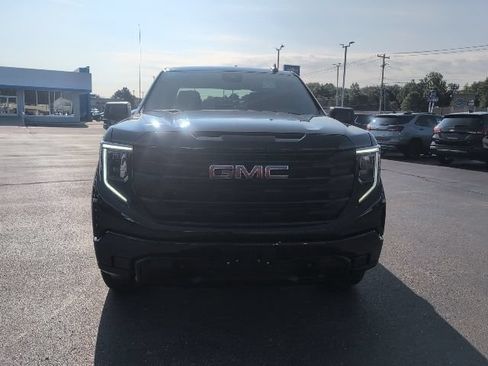 Used 2024 GMC Sierra 1500 Pro w/ Graphite Edition AWD/4WD image 12