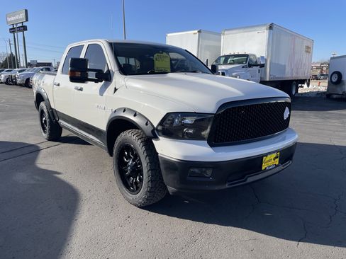 Used 2009 Dodge Ram 1500 Truck Laramie image 2