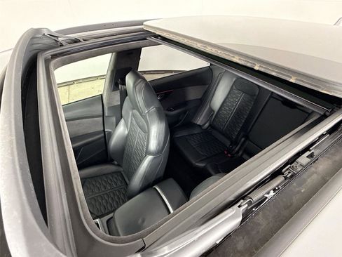 Used 2022 Audi RS Q8 image 23