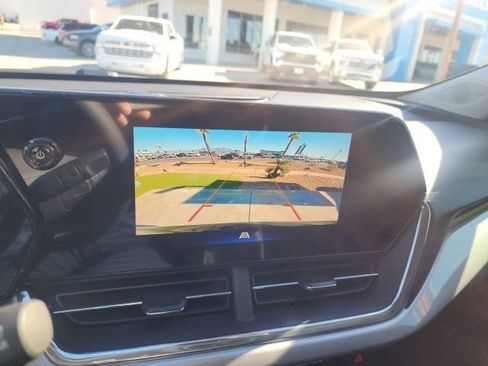 New 2026 Chevrolet Trax LT w/ Driver Confidence Package FWD image 28