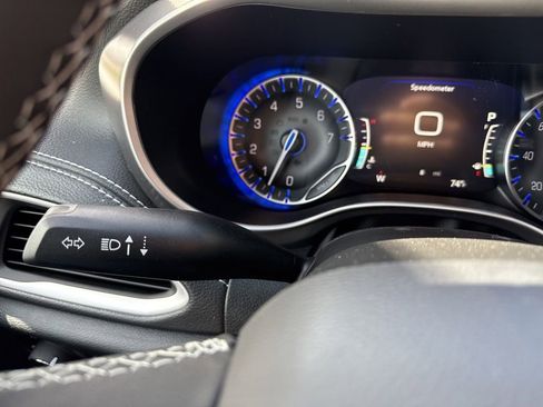 New 2026 Chrysler Pacifica Select image 29