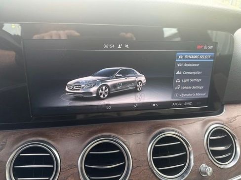 Used 2017 Mercedes-Benz E 300 image 14