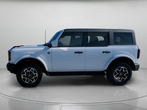 New 2026 Ford Bronco Outer Banks AWD/4WD image 16