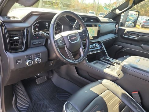 Used 2024 GMC Sierra 2500 AT4X w/ AT4X AEV Edition image 21