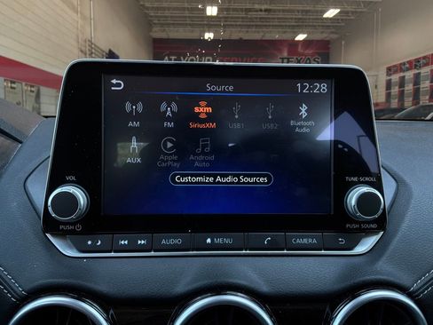Used 2025 Nissan Sentra SV FWD image 27