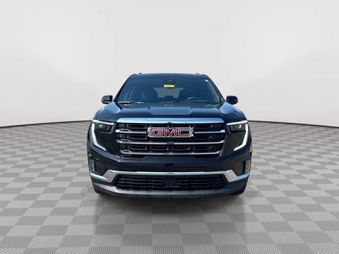 Certified 2026 GMC Acadia Elevation w/ Elevation Premium Package FWD image 4