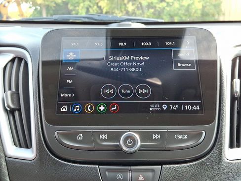 Used 2023 Chevrolet Malibu LT image 16