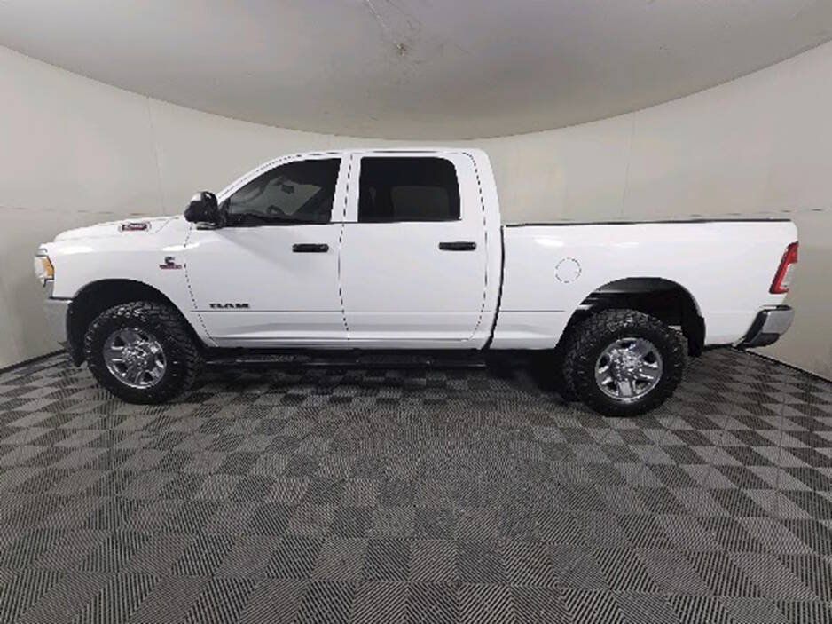 Used 2022 RAM 2500 Tradesman w/ Chrome Appearance Group AWD/4WD image 6