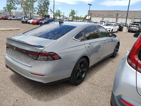 Used 2025 Honda Accord Sport image 15