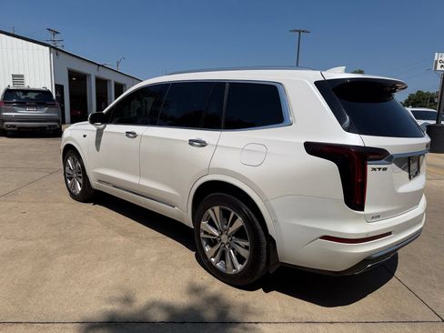 Used 2023 Cadillac XT6 Premium Luxury w/ Technology Package AWD/4WD image 29