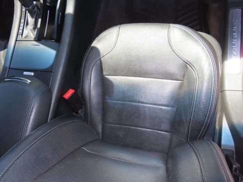 Used 2015 Ford Taurus Limited FWD image 42