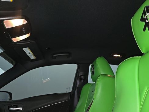 Used 2020 Dodge Charger Scat Pack w/ Dynamics Package RWD image 13