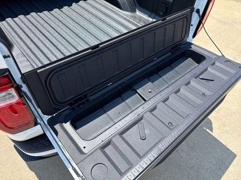 New 2026 GMC Canyon Denali AWD/4WD image 9