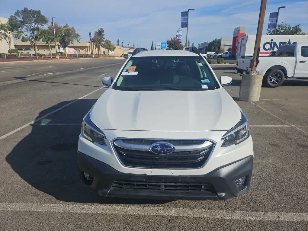 Used 2021 Subaru Outback Premium AWD/4WD image 2