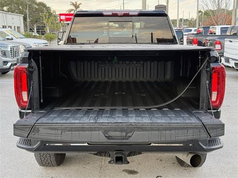 Used 2023 GMC Sierra 2500 Denali w/ Denali Black Diamond Edition image 12