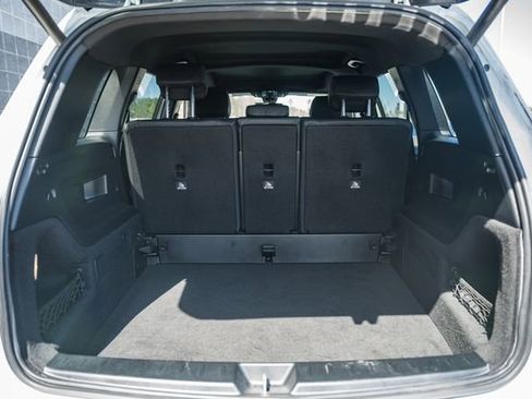 Used 2023 Mercedes-Benz GLB 250 4MATIC image 12