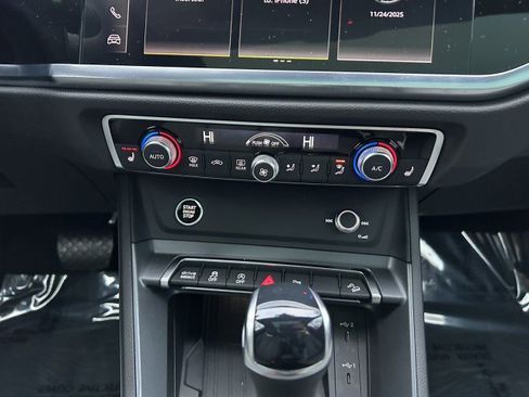 Certified 2025 Audi Q3 2.0T Premium w/ Convenience Package image 15