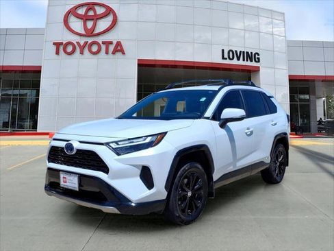 Certified 2024 Toyota RAV4 SE AWD/4WD image 1