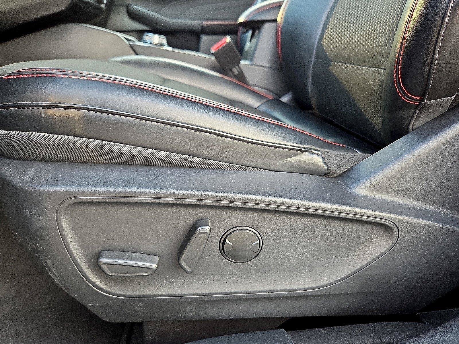 Certified 2025 Ford Escape ST-Line FWD image 17