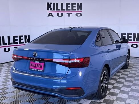New 2025 Volkswagen Jetta SE image 7