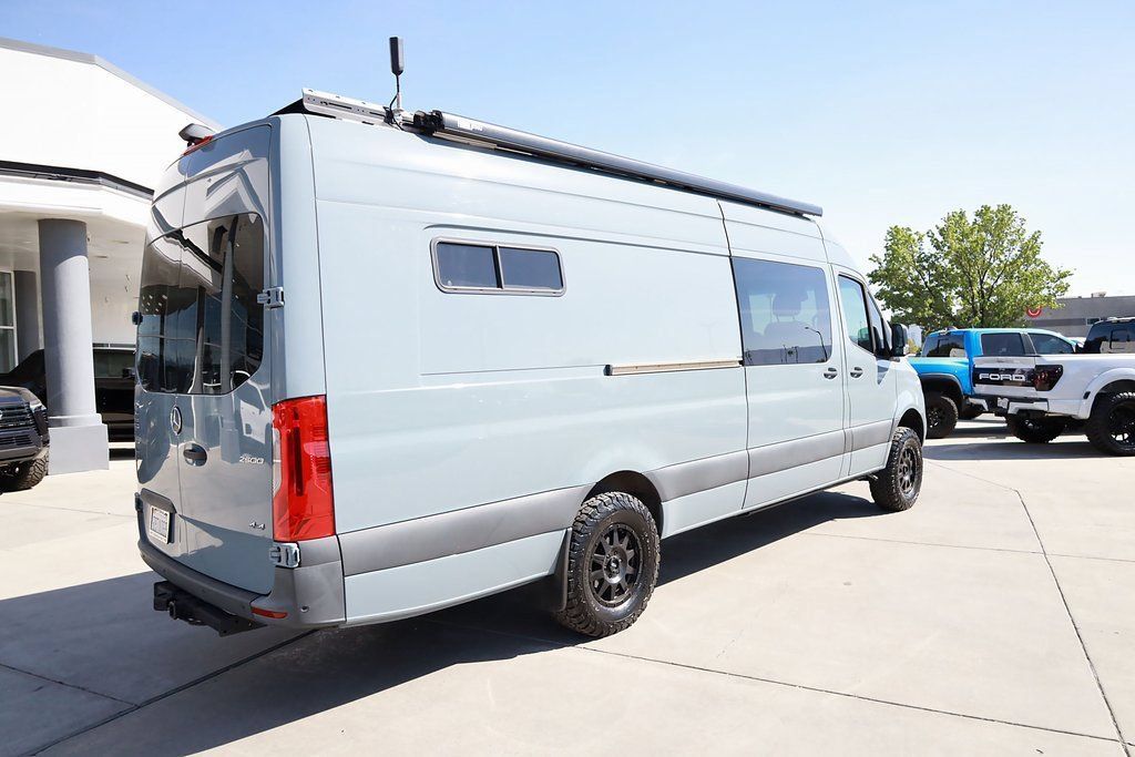 Used 2022 Mercedes-Benz Sprinter 2500 image 6
