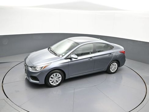 Used 2019 Hyundai Accent SE FWD image 35