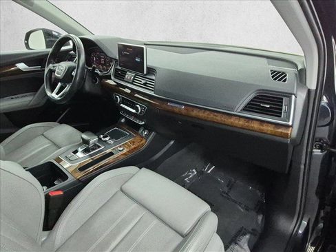 Used 2018 Audi Q5 Prestige w/ Prestige Package AWD/4WD image 26