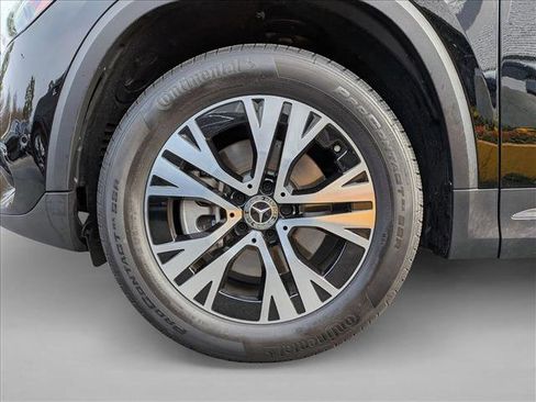 Certified 2025 Mercedes-Benz GLA 250 image 24