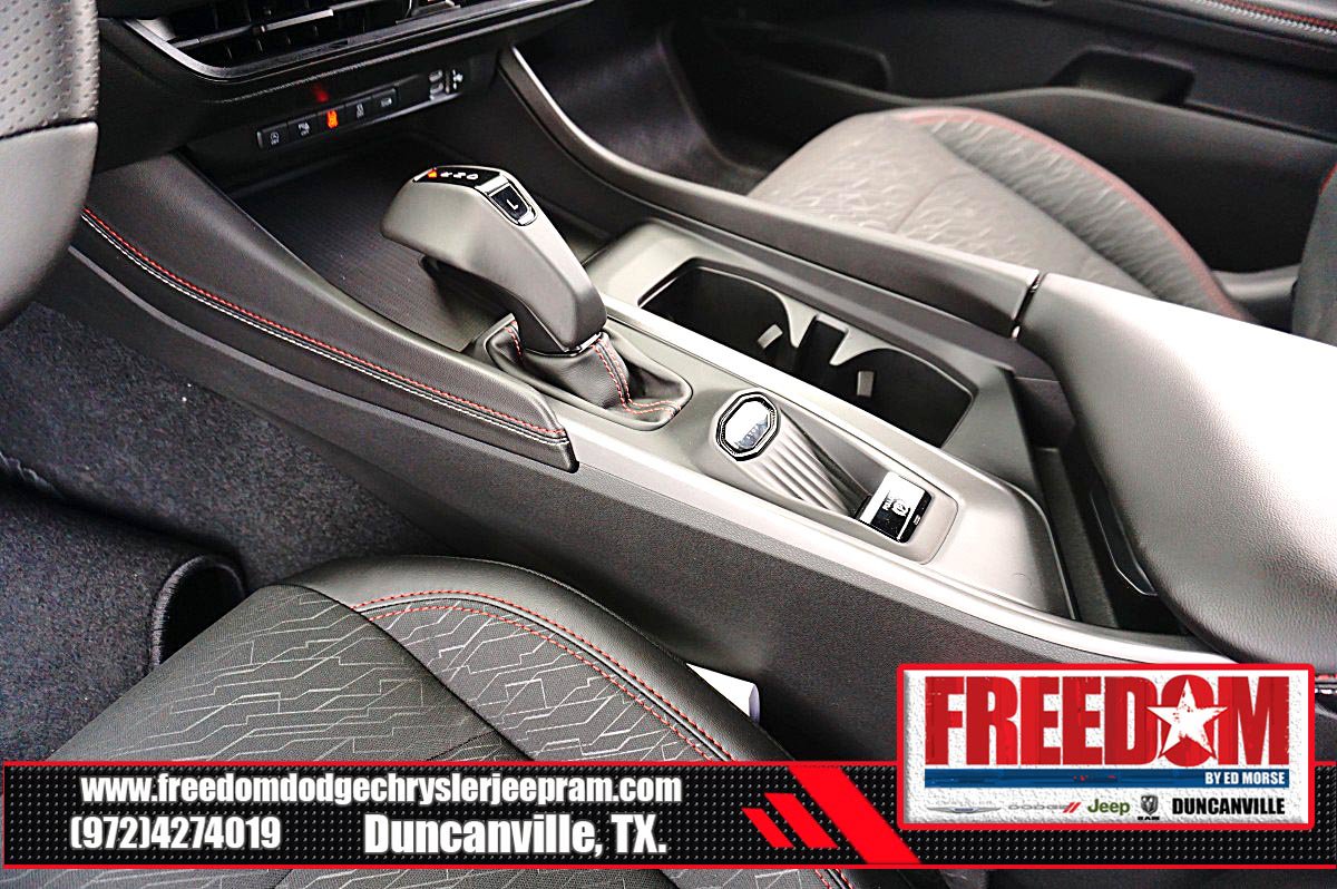 New 2026 Dodge Charger Scat Pack w/ Blacktop Package AWD/4WD image 32