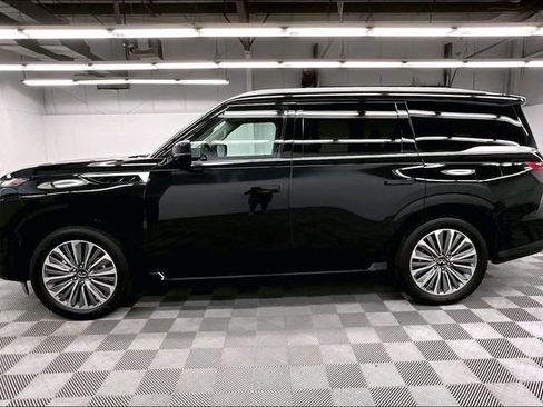 Used 2025 INFINITI QX80 Sensory AWD/4WD image 14