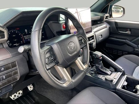 Used 2025 Toyota Tacoma TRD Sport RWD image 15