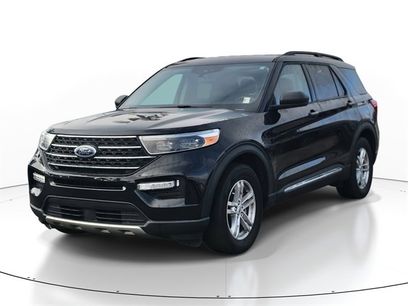 Certified 2023 Ford Explorer XLT w/ Equipment Group 202A