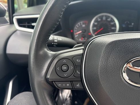 Used 2022 Toyota Corolla SE image 18