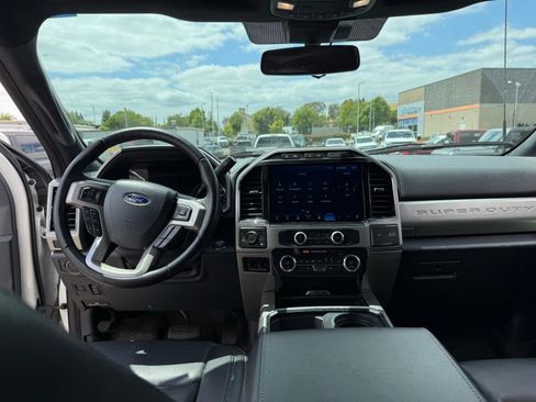 Used 2022 Ford F350 Lariat w/ Lariat Ultimate Package AWD/4WD image 13