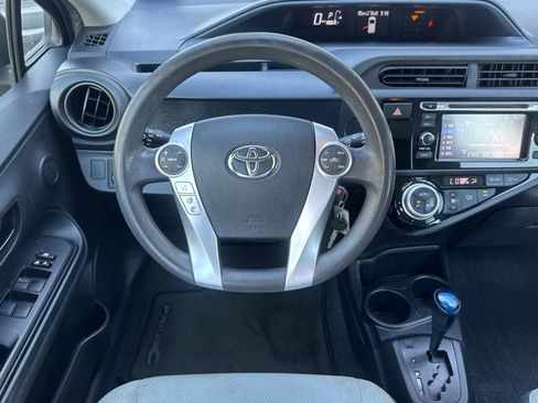 Used 2015 Toyota Prius C One FWD image 17